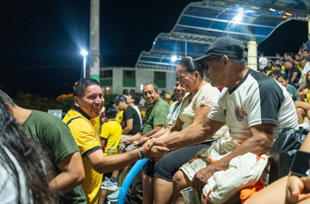 ⚽🏟️🎥🔥 El día de ayer vivimos la pasión del fútbol en pantalla gigante