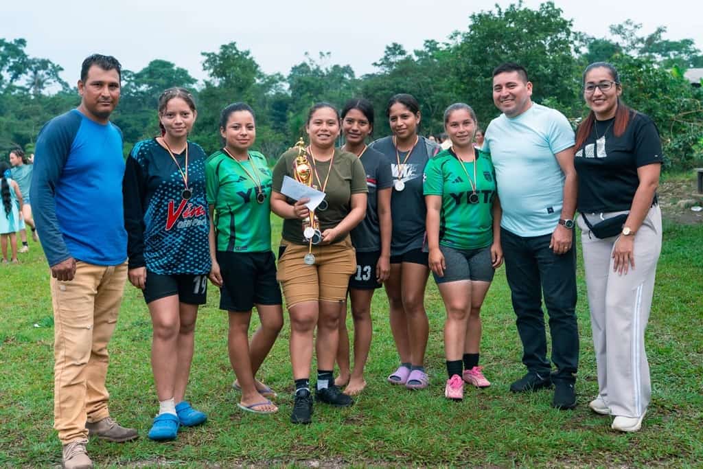 LOS ANGELES DISFRUTAN DEL FUTBOL