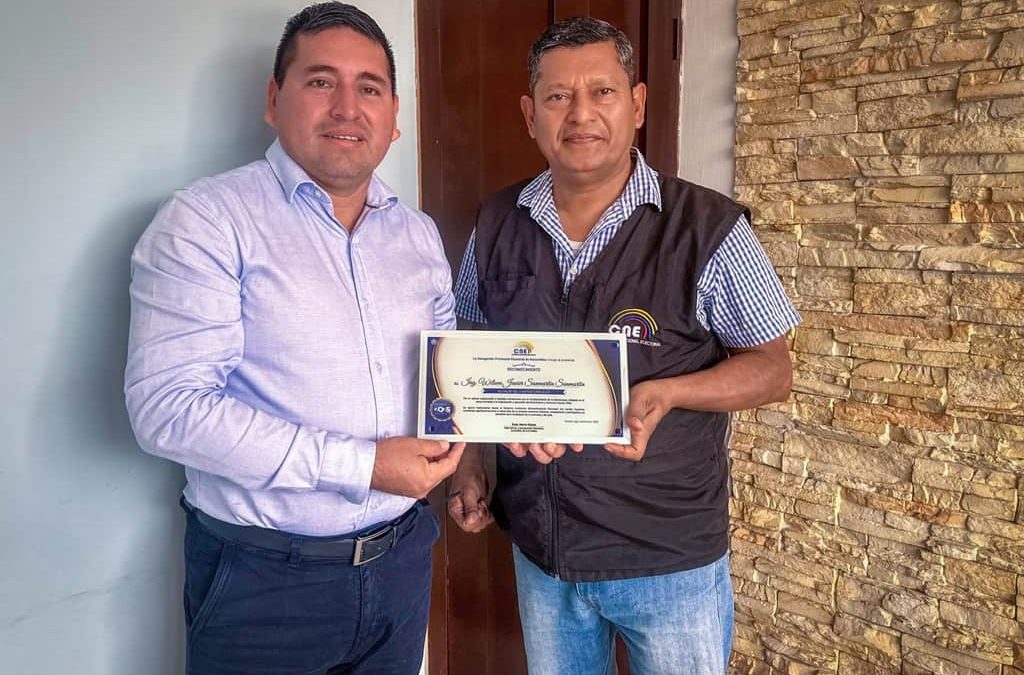 🏛️ 𝐑𝐞𝐜𝐨𝐧𝐨𝐜𝐢𝐦𝐢𝐞𝐧𝐭𝐨 𝐚𝐥 𝐜𝐨𝐦𝐩𝐫𝐨𝐦𝐢𝐬𝐨 𝐝𝐞𝐦𝐨𝐜𝐫𝐚́𝐭𝐢𝐜𝐨