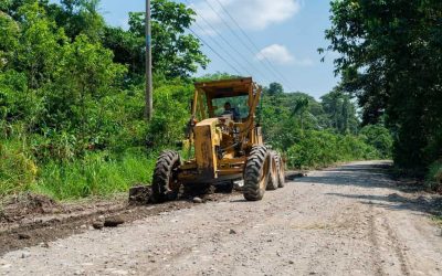 🚜🛣️ La vialidad es prioridad en nuestra administración